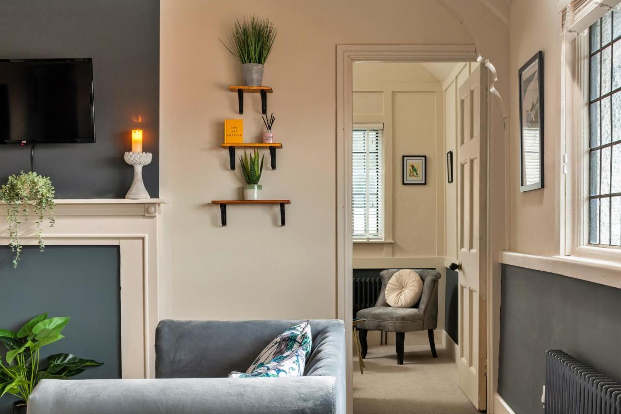 Finest Retreats - Sunnycroft Penthouse Apartment Llandrindod Wells Exterior foto